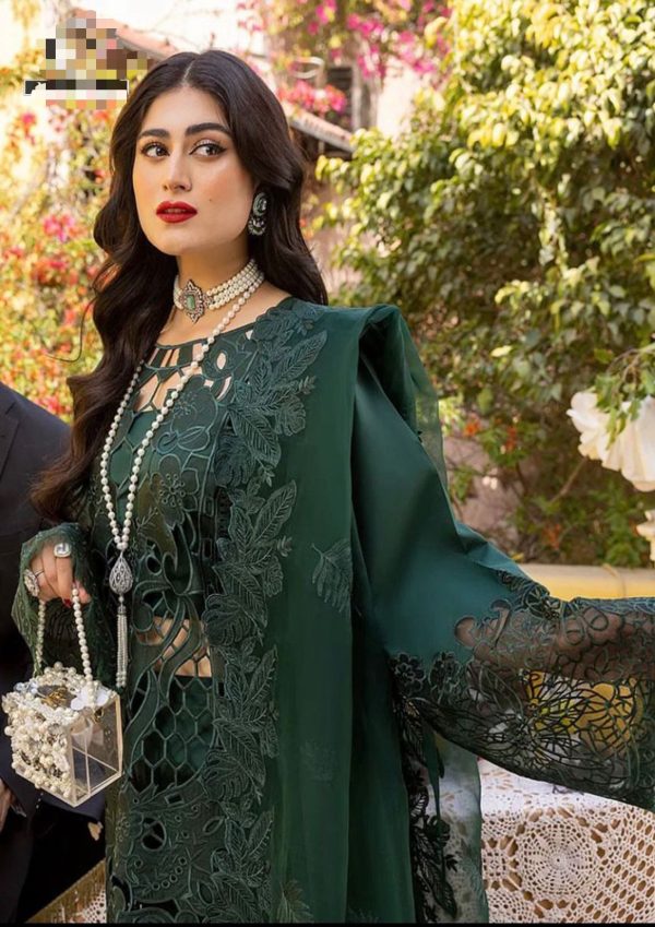 Lameesa Chikan Kari masterpiece – a sophisticated fusion of tradition and style. - Image 3